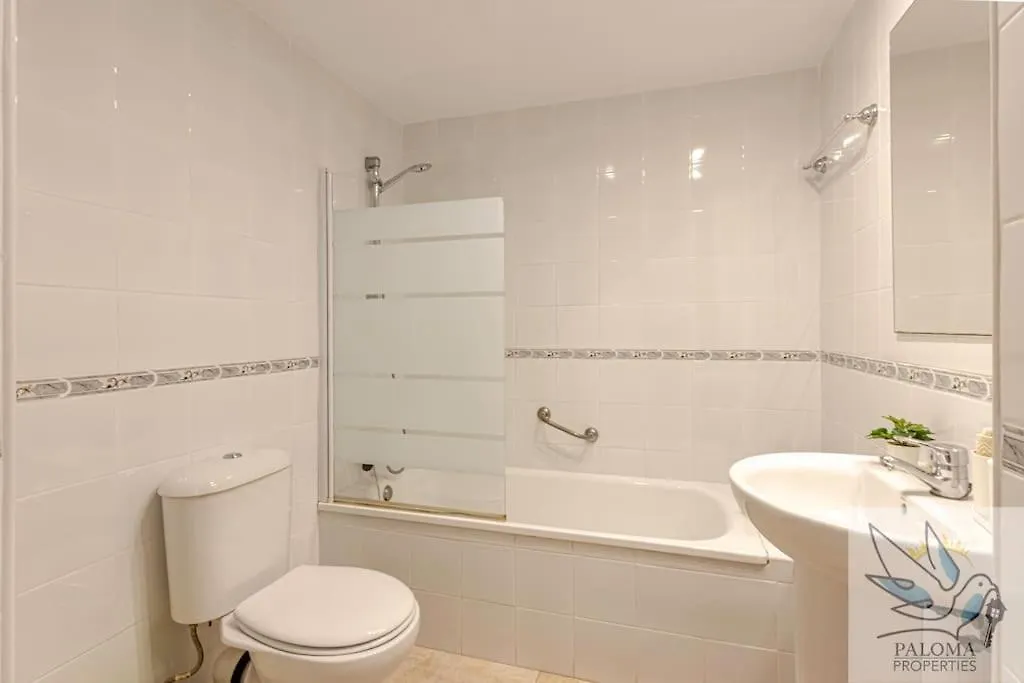 Cozy Apartment In Benal Beach Benalmadena Spain
