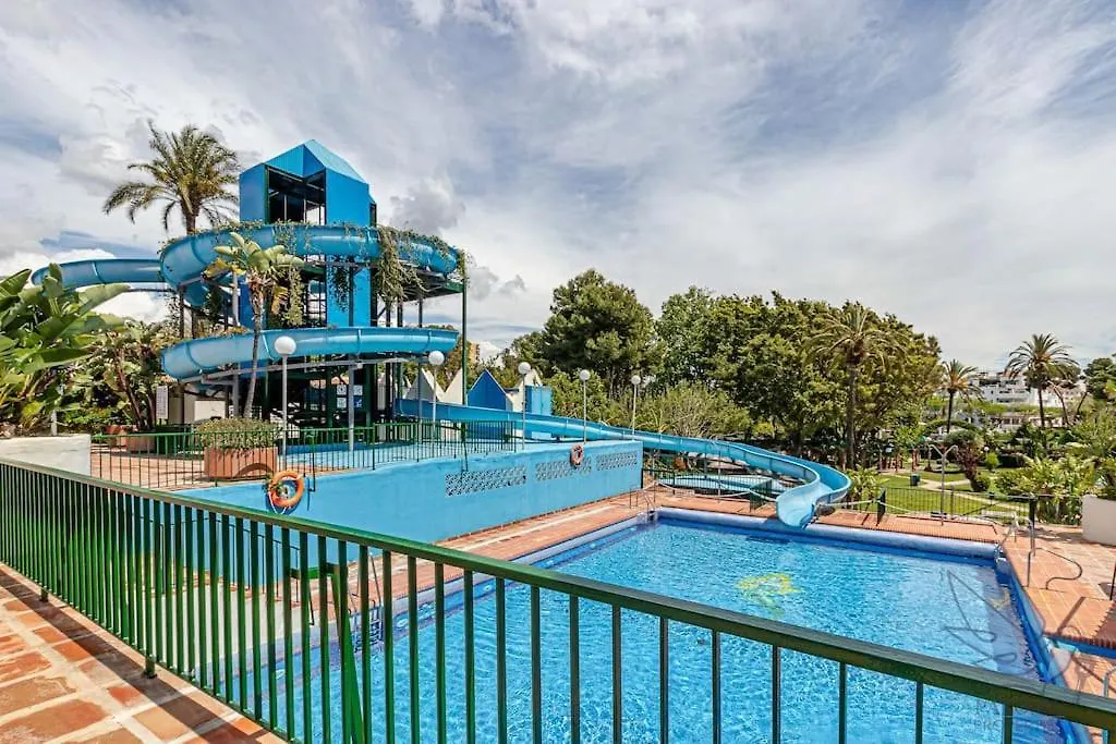 Cozy Apartment In Benal Beach Benalmadena Spain