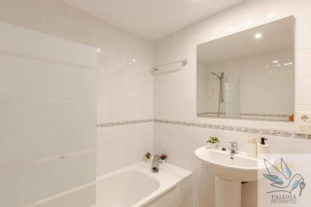 Cozy Apartment In Benal Beach Benalmadena
